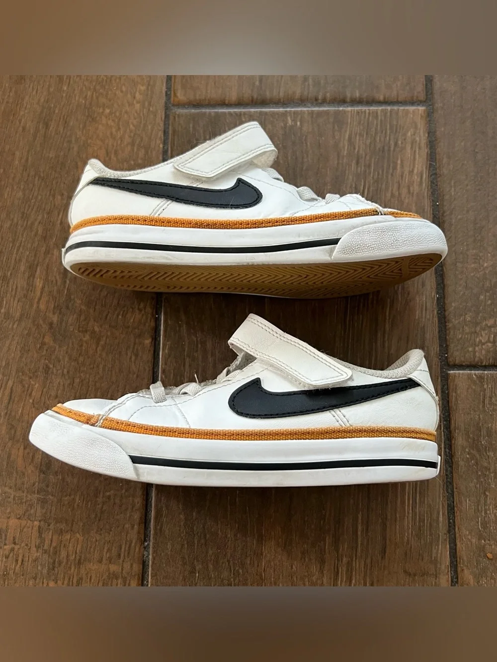Nike Court Legacy DA5382-102 size 10C Toddler Shoes